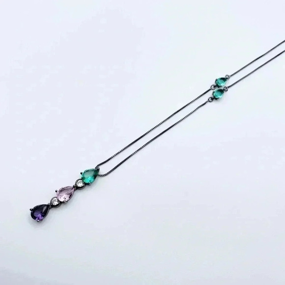 STONE Pendant Necklace - Picture 3 of 5